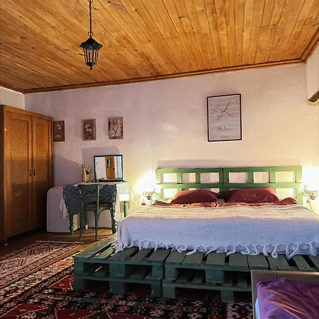 National Monument Mehmedbasica Kuca Hostel *