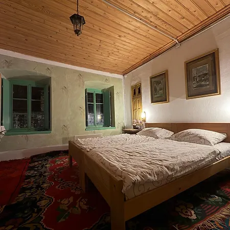 Hostel National Monument Mehmedbasica Kuca *